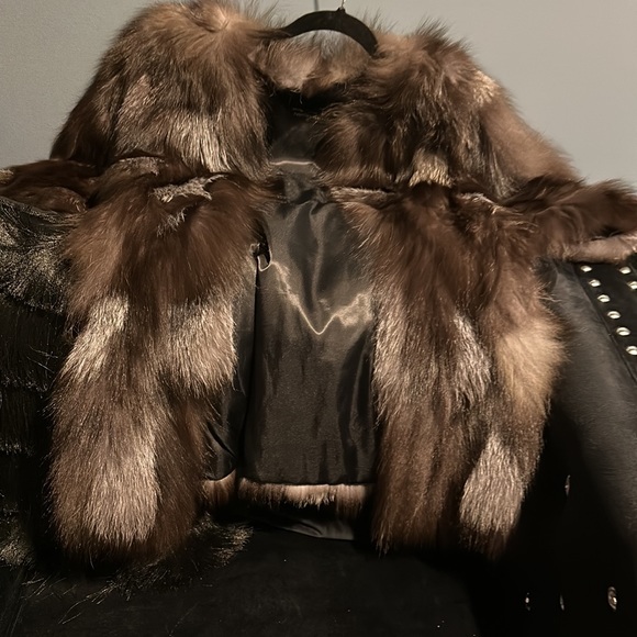 3/4 sleeve beauty silver fox fur coat - Picture 5 of 6